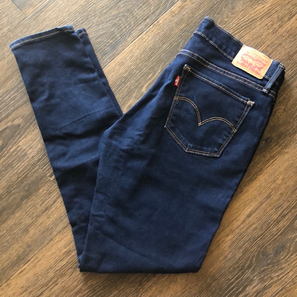 Levi’s 710 super skinny dark wash jeans size 30